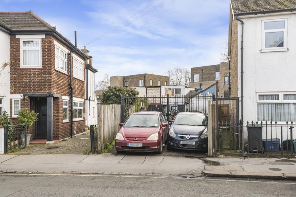Additional image 18 of 32-34 Bensham Lane, Croydon, CR0 2RQ