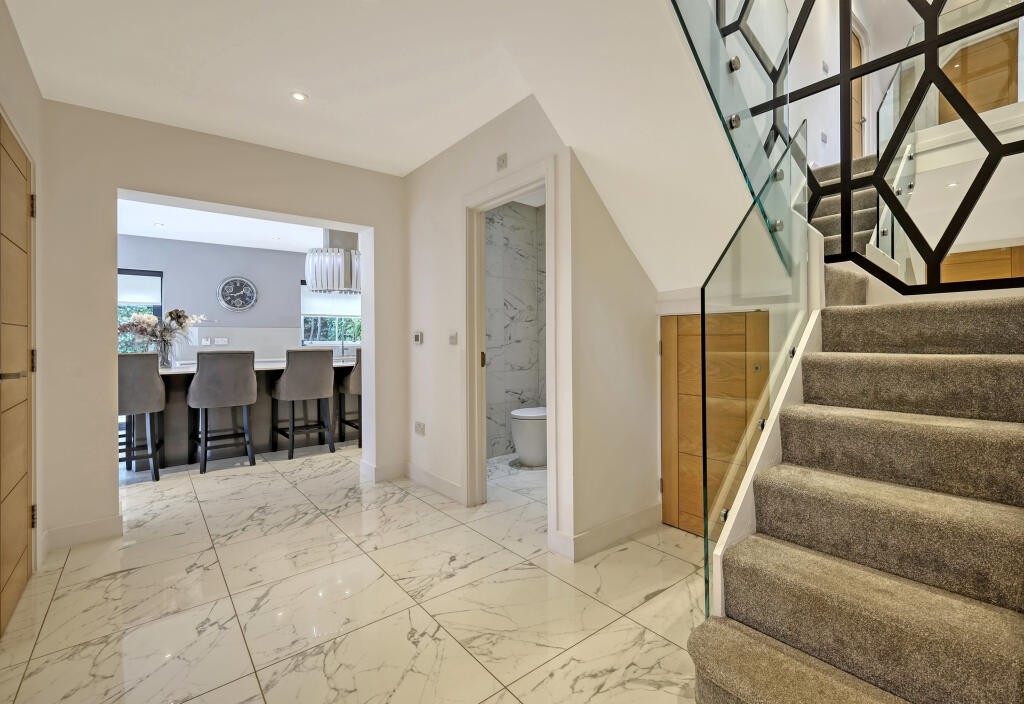 Additional image 4 of Marks Farm Lane, Rettendon Common