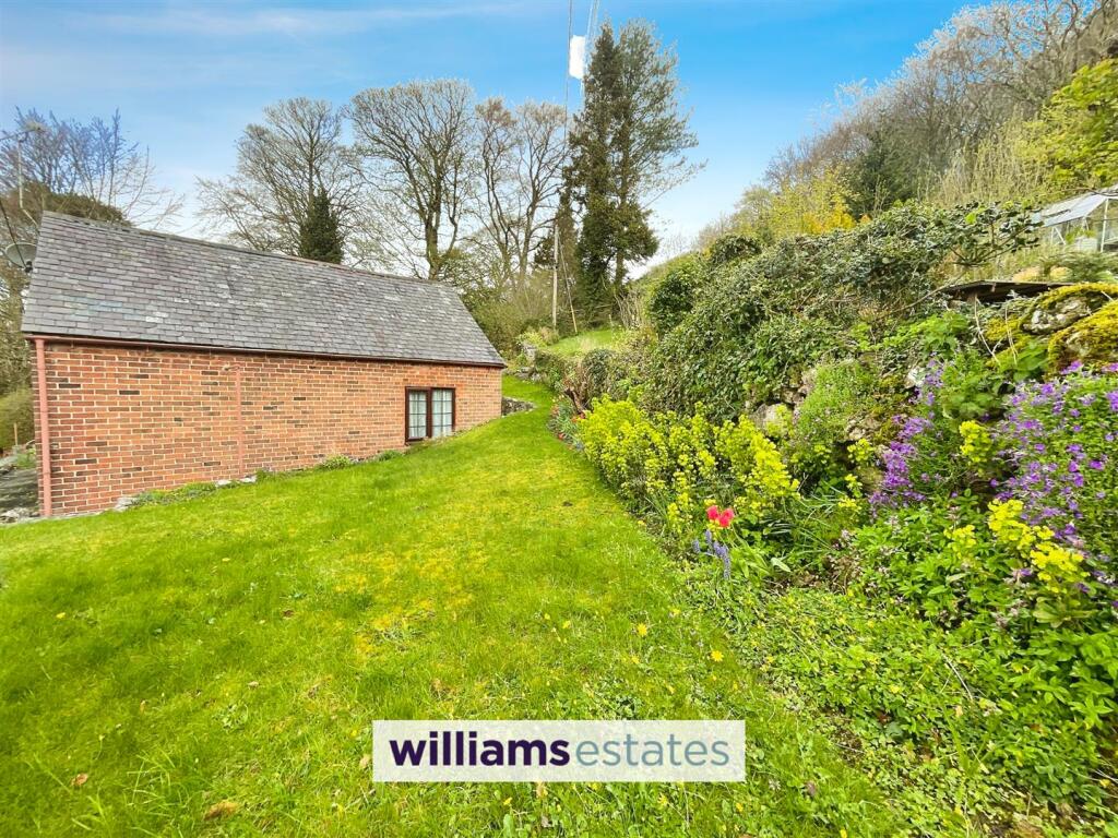 Additional image 7 of Village Road, Mold