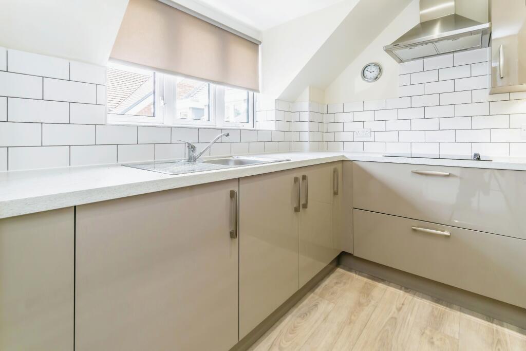 Additional image 13 of Addington Road, South Croydon, CR2