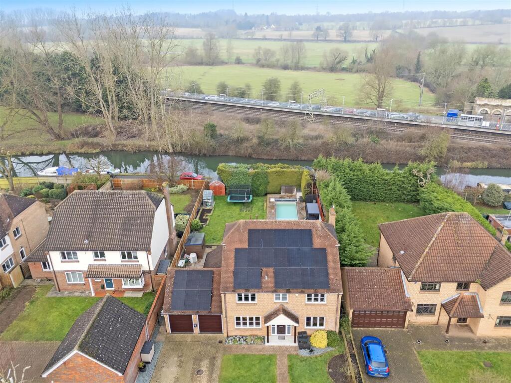 Additional image 51 of The Granary, Roydon