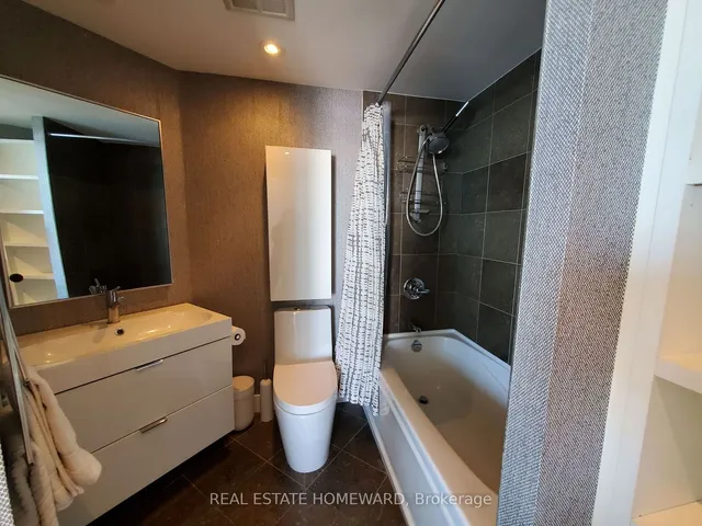 Additional image 31 of 218 Queens Quay Unit 909