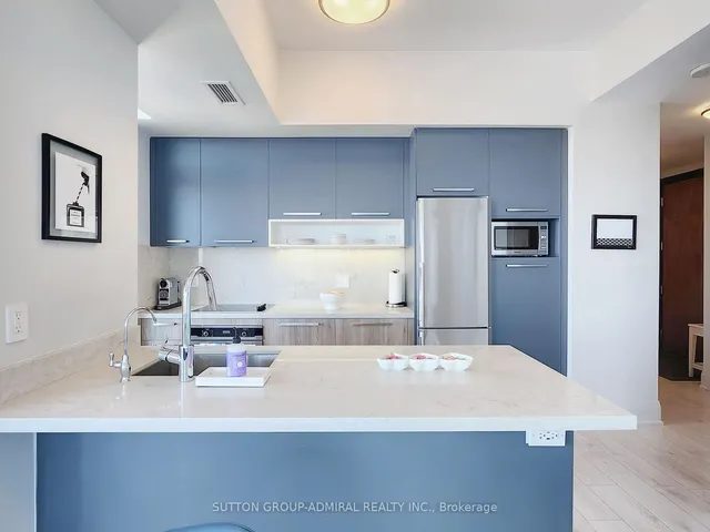 Additional image 5 of 36 Park Lawn Rd Unit 4205