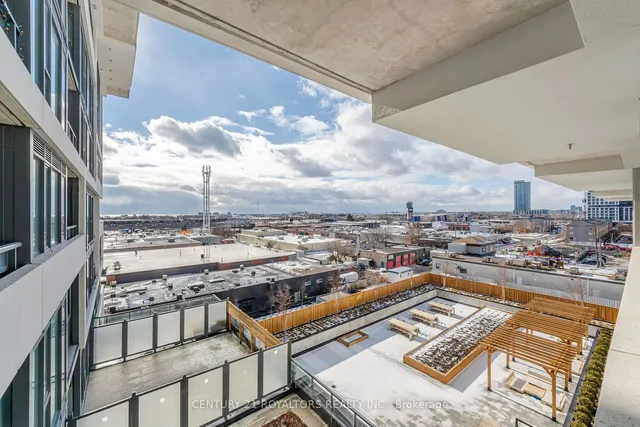 Additional image 40 of 859 The Queens Way Unit 509