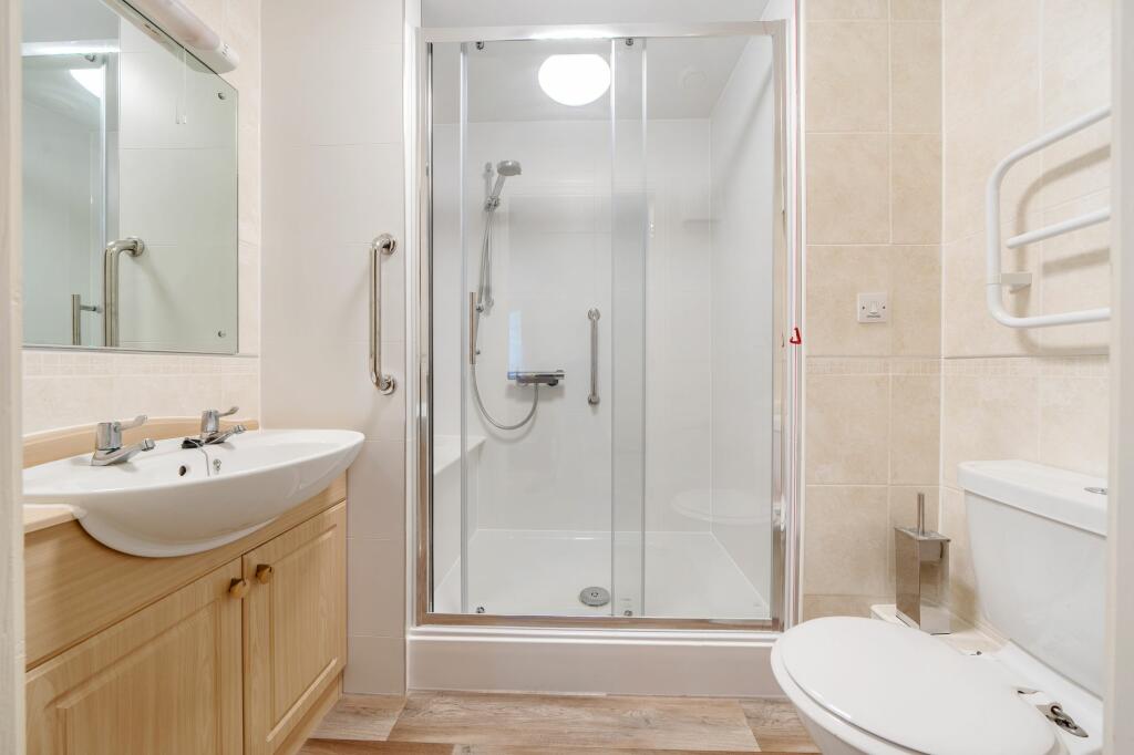 Additional image 7 of Limpsfield Road, Warlingham, CR6