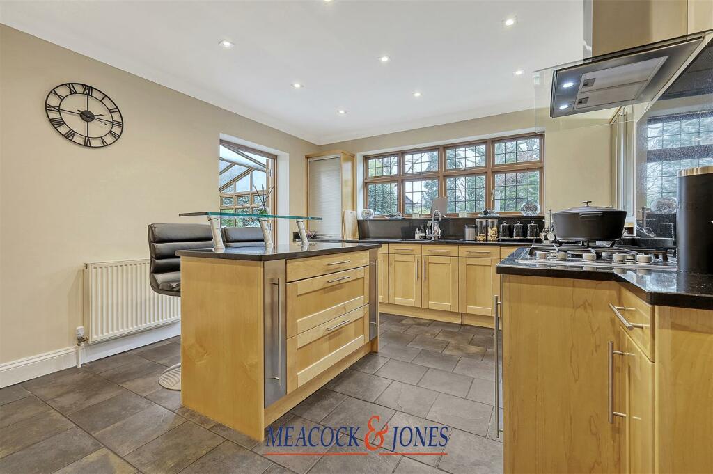 Additional image 12 of Priests Lane, Old Shenfield, Brentwood