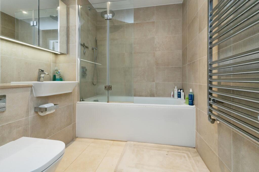 Additional image 11 of 1 Caithness Walk, Croydon, CR0