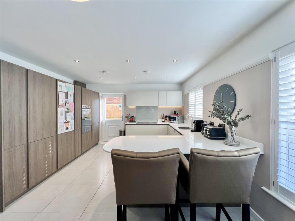 Additional image 7 of Maple Close, Writtle, Chelmsford