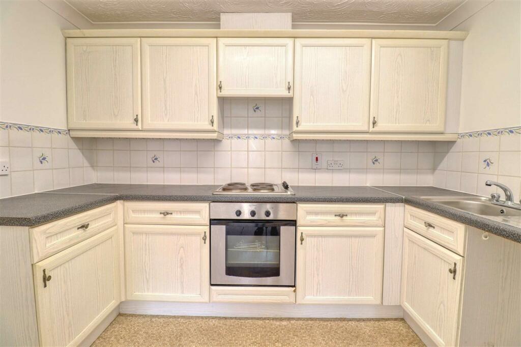 Additional image 5 of Westminster Court, Connaught Gardens East, Clacton on Sea