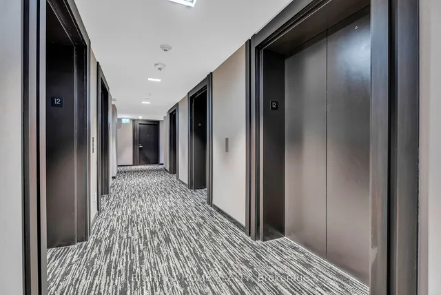 Additional image 4 of 501 Yonge St Unit 1212