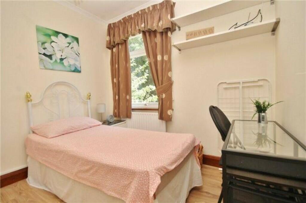 Additional image 10 of Aberdeen Road, Croydon