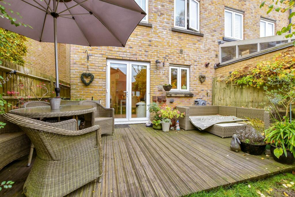 Additional image 6 of Stirling Drive, Caterham, Surrey