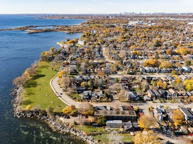 Additional image 17 of 3 Fifth St