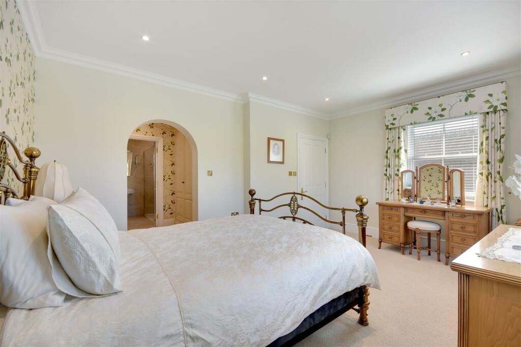 Additional image 18 of Priests Lane, Shenfield, Brentwood