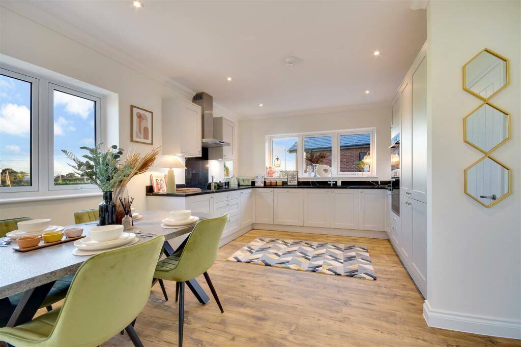 Additional image 5 of 'The Stour' @ Burnham Waters, Maldon Road, Burnham-On-Crouch