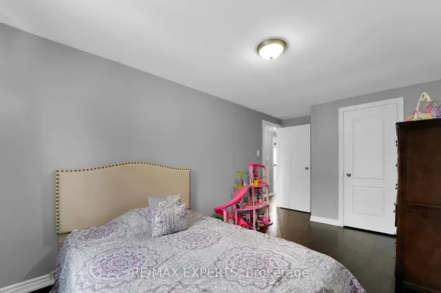 Additional image 27 of 10 Cassander Cres