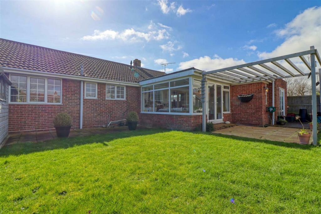 Additional image 12 of Devereaux Close, Walton on the Naze