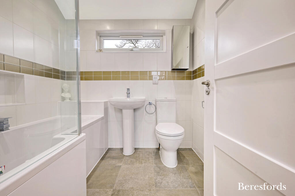 Additional image 23 of Runsell Close, Danbury, CM3