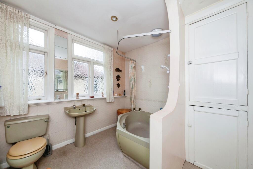 Additional image 10 of Dale Hey, Hooton, Ellesmere Port, Cheshire, CH66