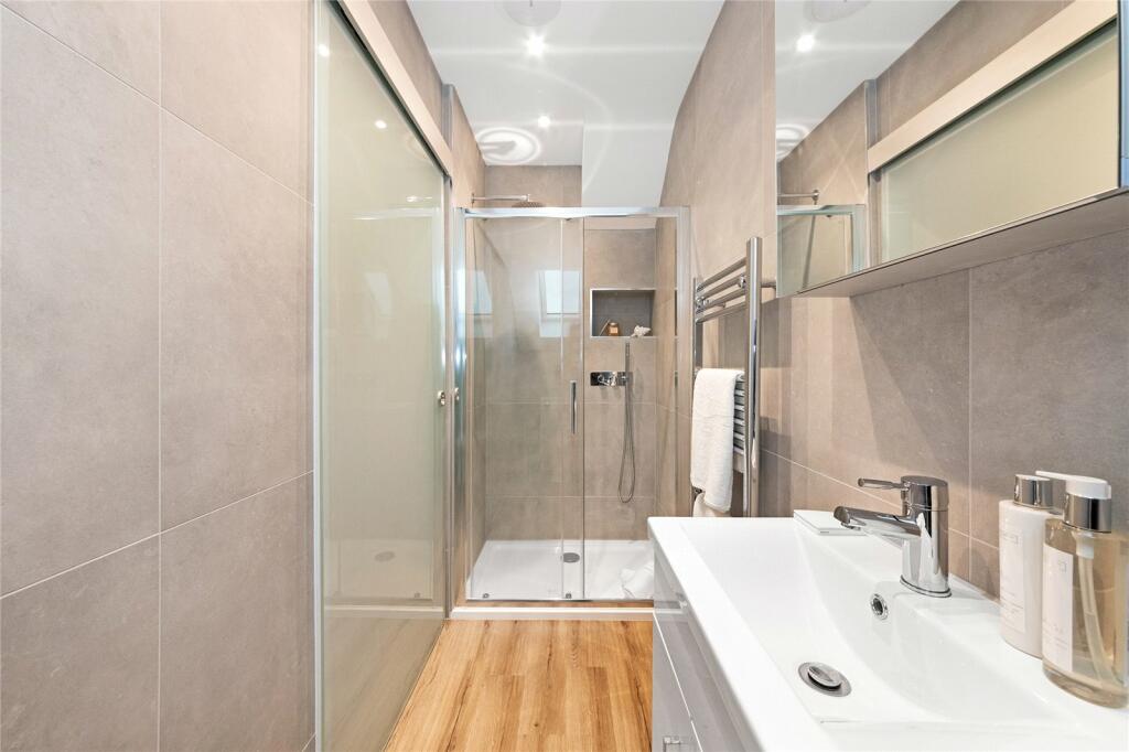 Additional image 9 of Westleigh Avenue, Coulsdon, CR5