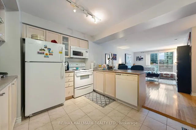 Additional image 7 of 410 Queens Quay W Unit 505