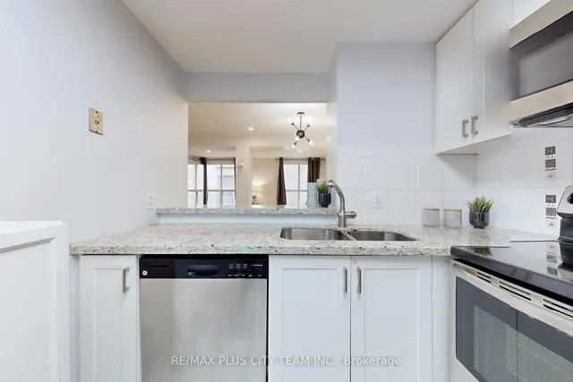 Additional image 8 of 88 Charles St Unit 708