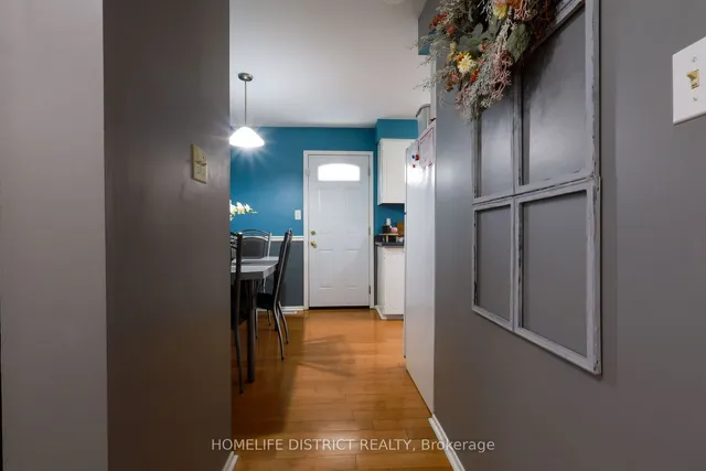 Additional image 20 of 12 Summertime Crt