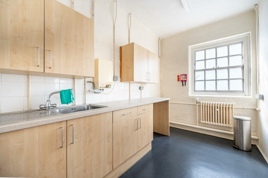 Additional image 11 of High Street, Dunmow