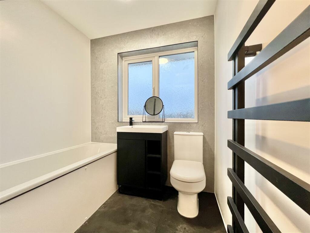 Additional image 16 of Home Mead, Writtle, Chelmsford