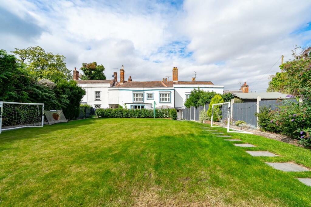 Additional image 4 of Stortford Road, Dunmow, Essex