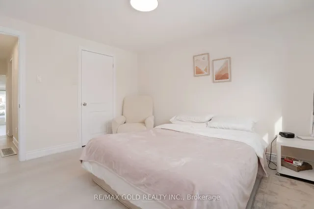 Additional image 17 of 327 Balmoral Dr