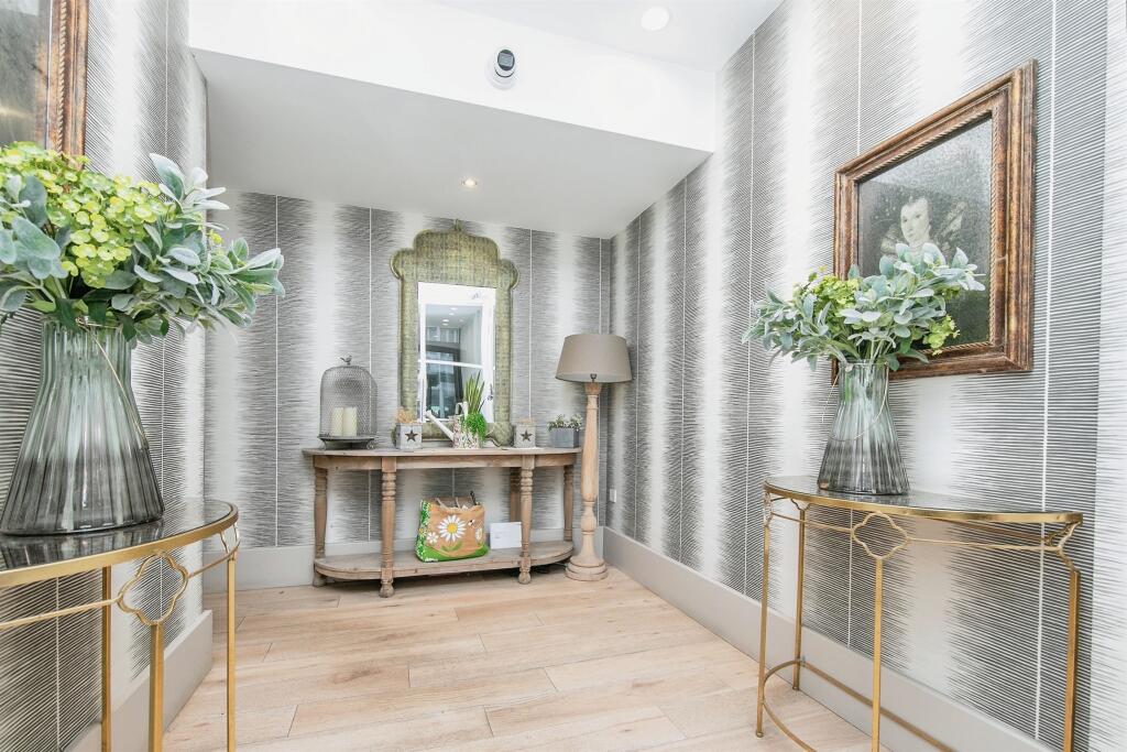 Additional image 14 of High Street, Colchester