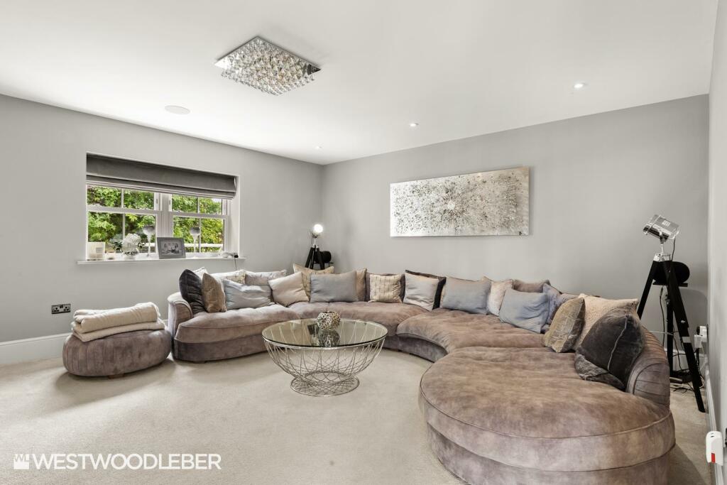 Additional image 15 of Epping Green, Epping