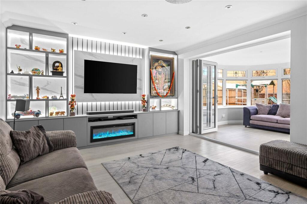 Additional image 22 of Mayflower Gardens, Bishop's Stortford, Hertfordshire, CM23