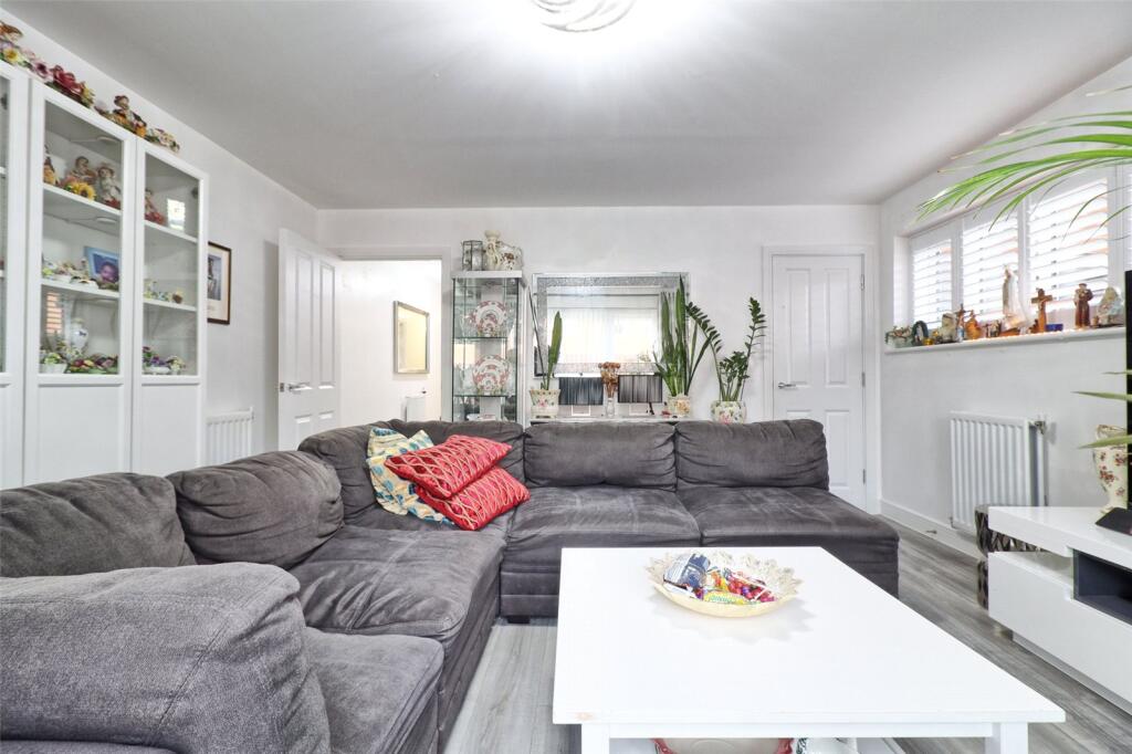 Additional image 6 of Fairway Drive, Chelmsford, Essex, CM3