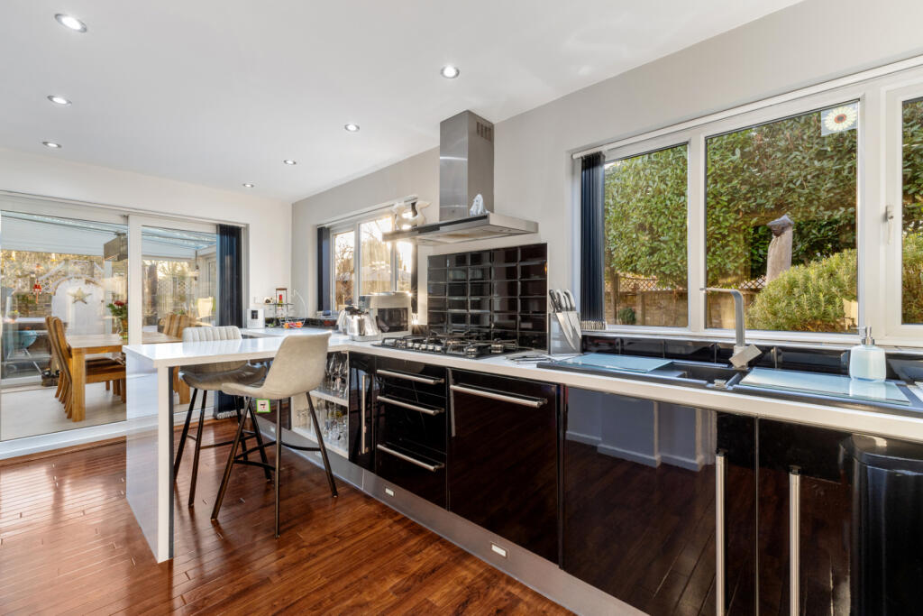 Additional image 7 of Falcon Close, Sawbridgeworth, Hertfordshire, CM21