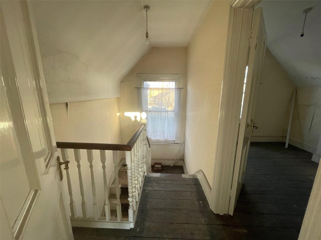 Additional image 8 of Selsdon Road, South Croydon, CR2