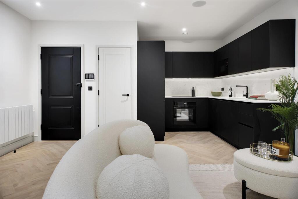 Additional image 5 of Plot 8, Pilgrim House, High Street, Billericay