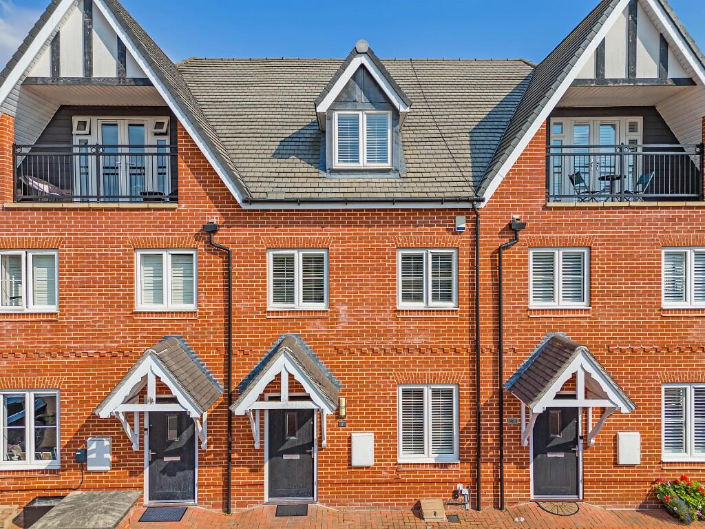 Additional image 19 of High Street, Ongar, Essex
