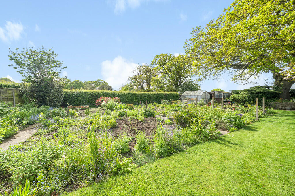 Additional image 16 of Wix Road, Great Oakley