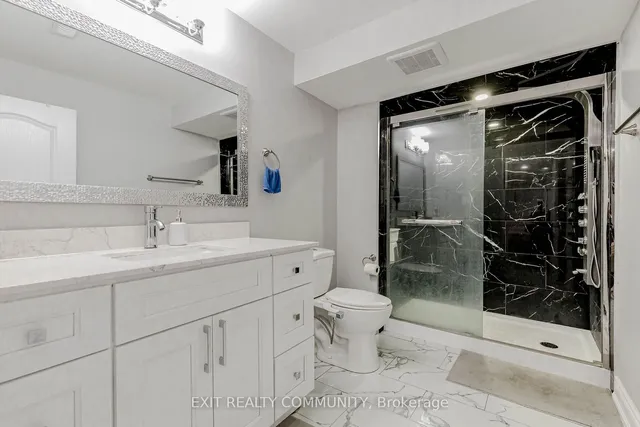 Additional image 33 of 31 Lola Cres