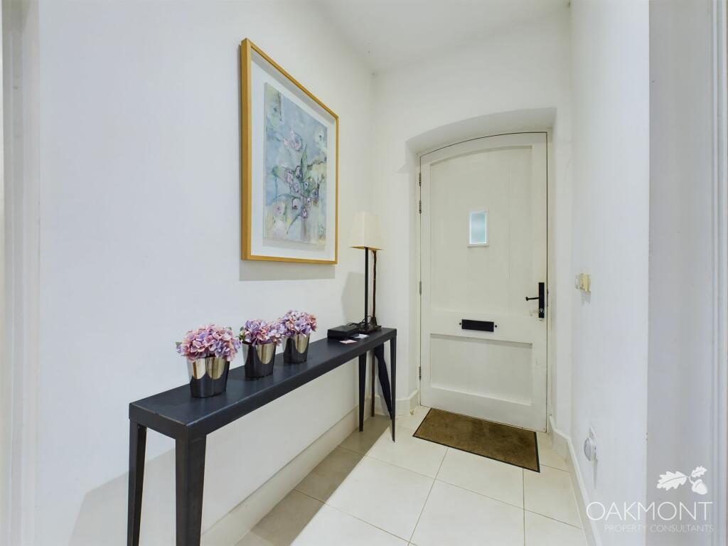 Additional image 8 of Flat , Myers Court, The Galleries, Warley, Brentwood