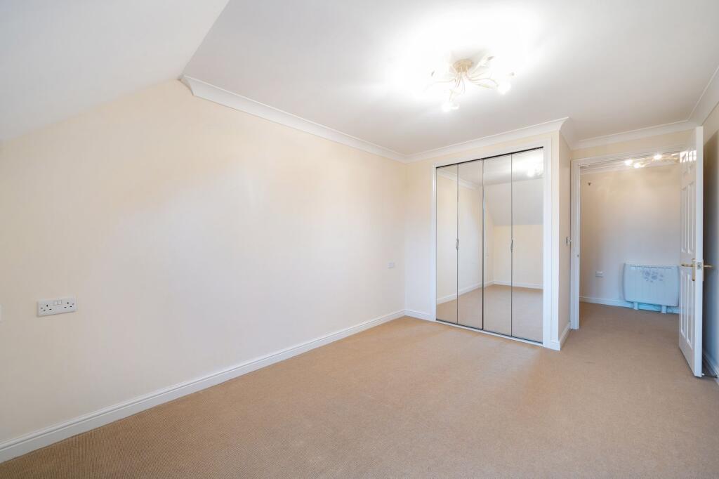 Additional image 7 of Limpsfield Road, Warlingham, CR6