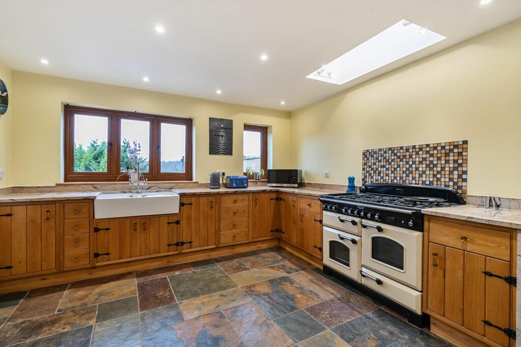 Additional image 6 of Stuart Road, Warlingham, CR6