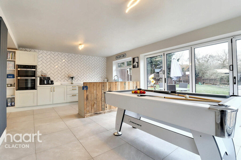 Additional image 4 of Golden Lane, CLACTON-ON-SEA