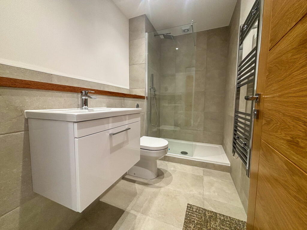 Additional image 16 of The Sheas, 41 Shenfield Road