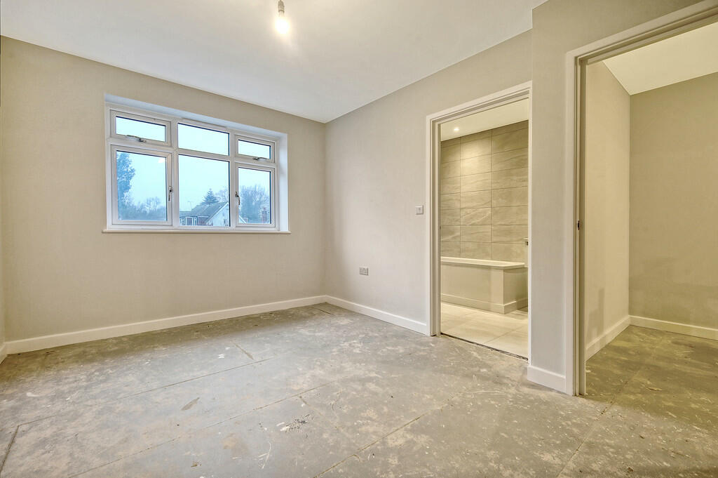 Additional image 8 of Mole Hill Green