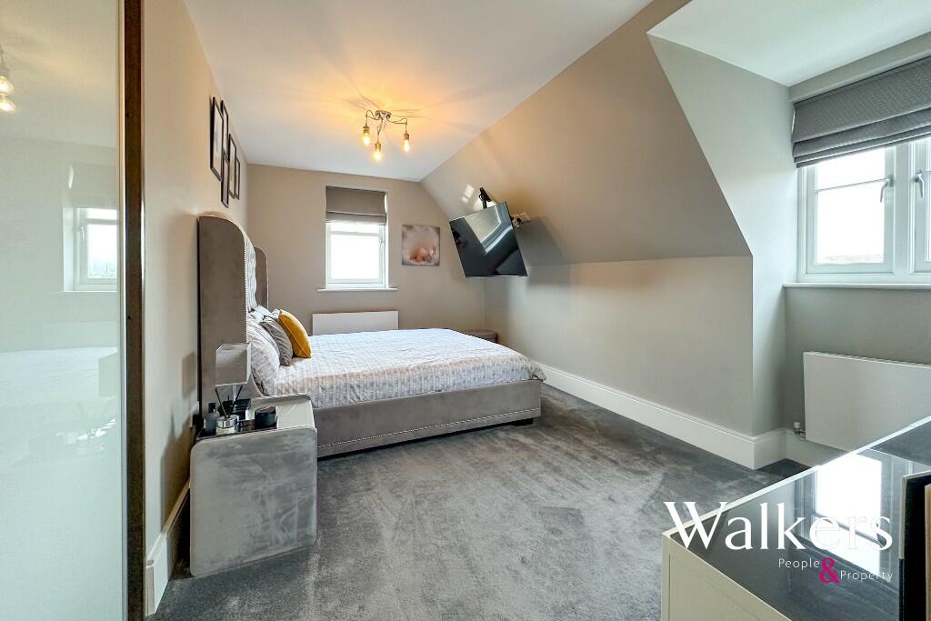 Additional image 8 of Roof Garden Apartment, The Galleries, Brentwood