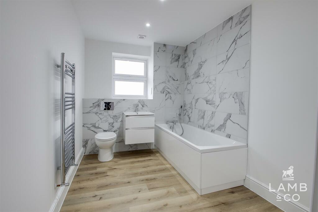 Additional image 10 of Madeleine Gardens, Pork Lane, Great Holland