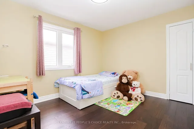 Additional image 27 of 10 Clenston Rd